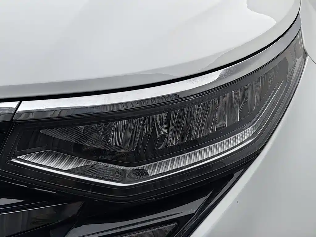 Hyundai Custo — миниатюра 7