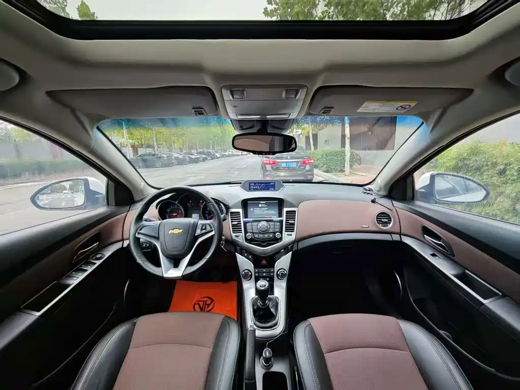 Chevrolet Cruze — миниатюра 8
