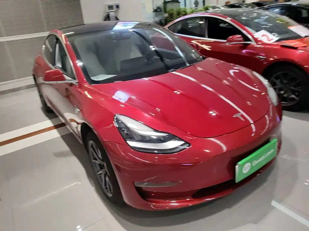 Tesla Model 3 — миниатюра 4