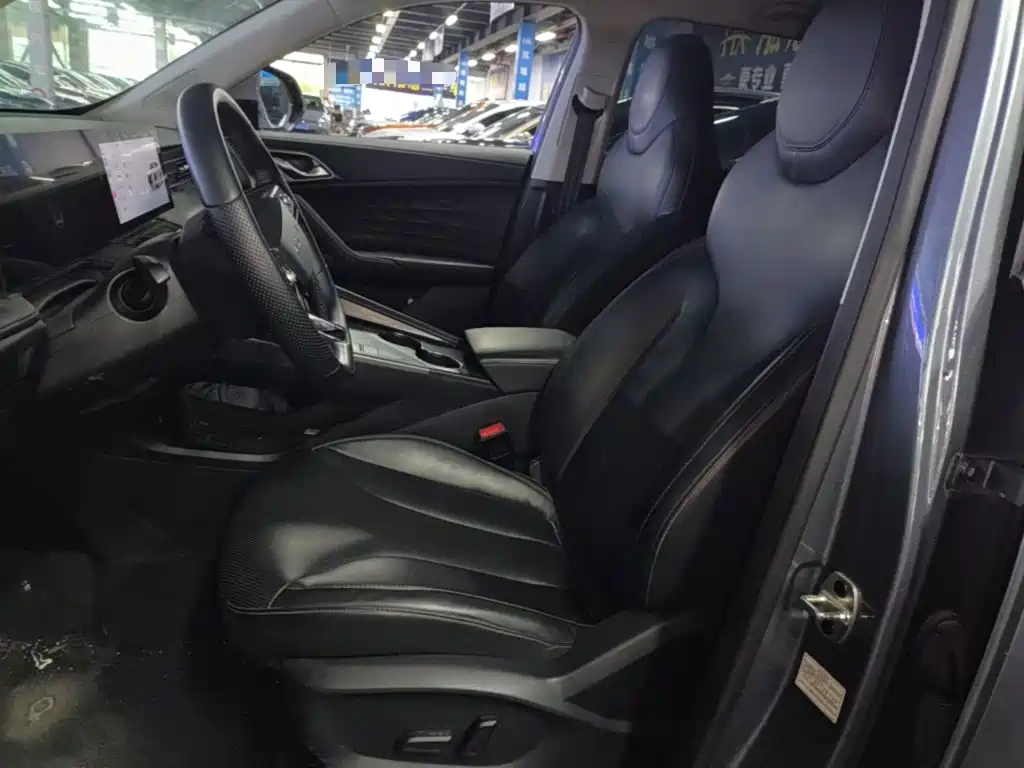 Roewe RX5 — миниатюра 15