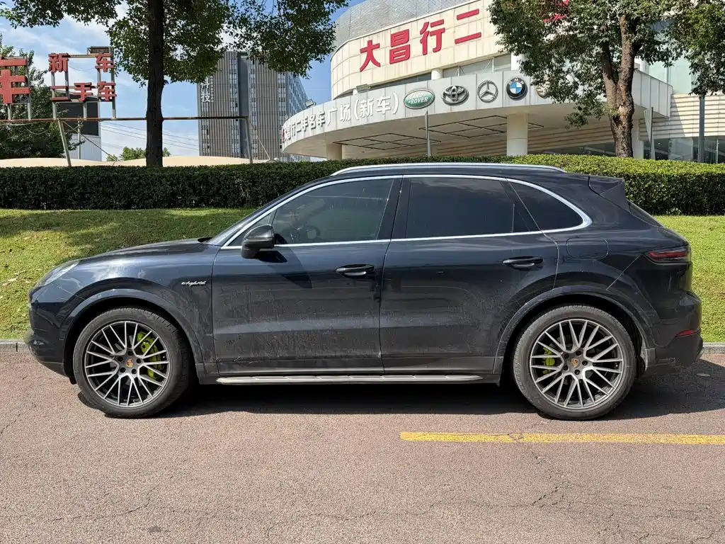 Porsche Cayenne Hybrid — миниатюра 3