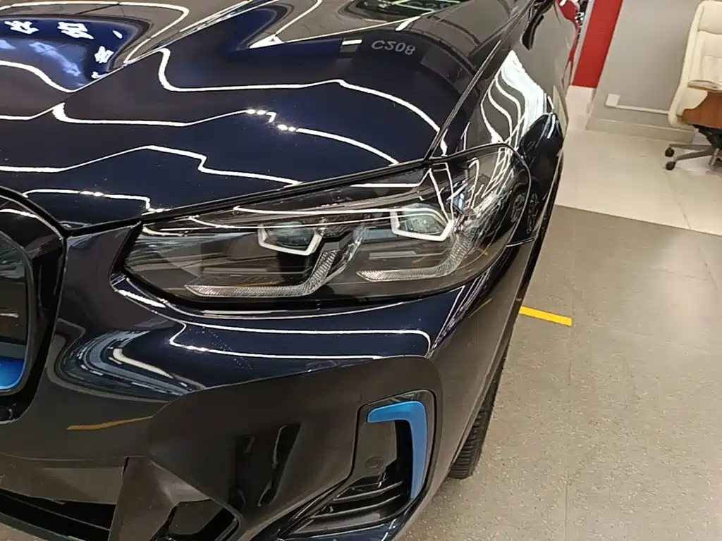 BMW iX3 — миниатюра 24