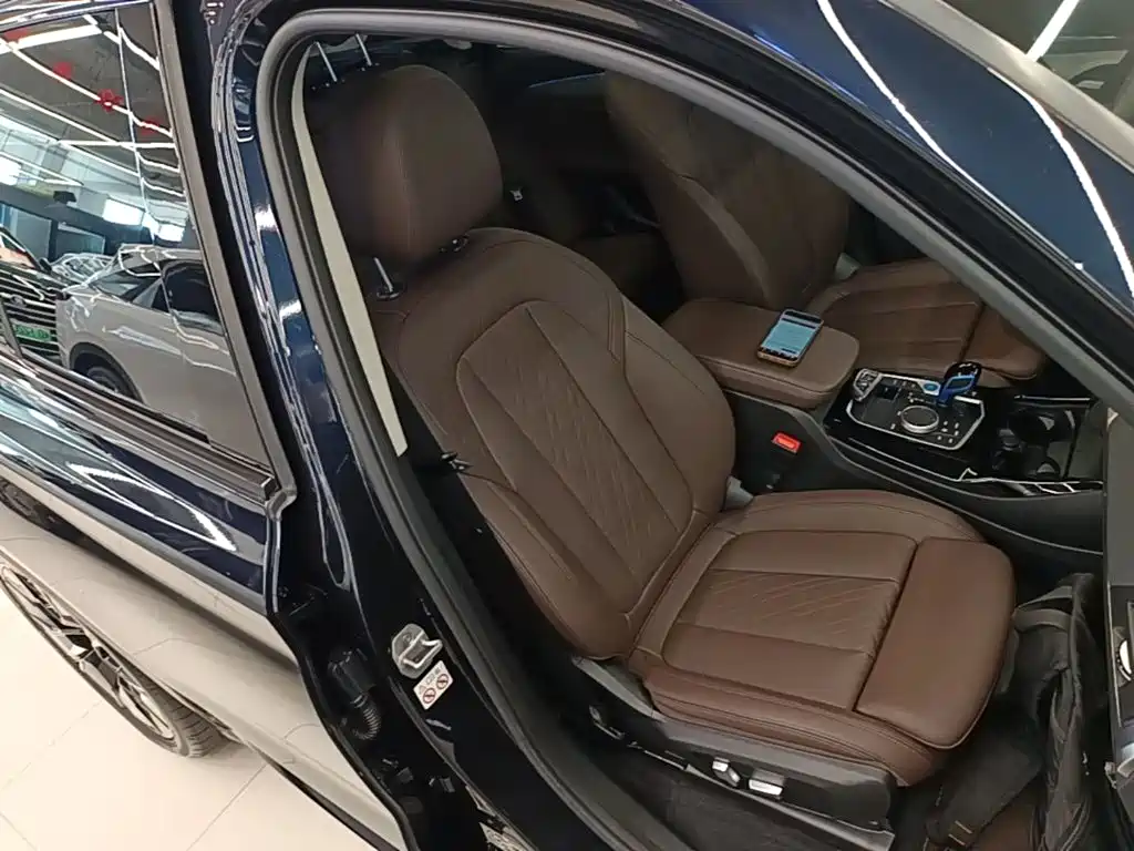 BMW iX3 — миниатюра 25