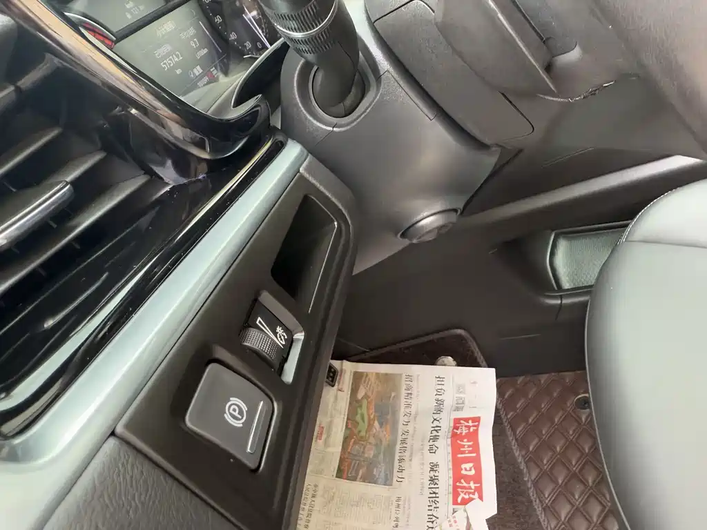 Cadillac XT6 — миниатюра 21