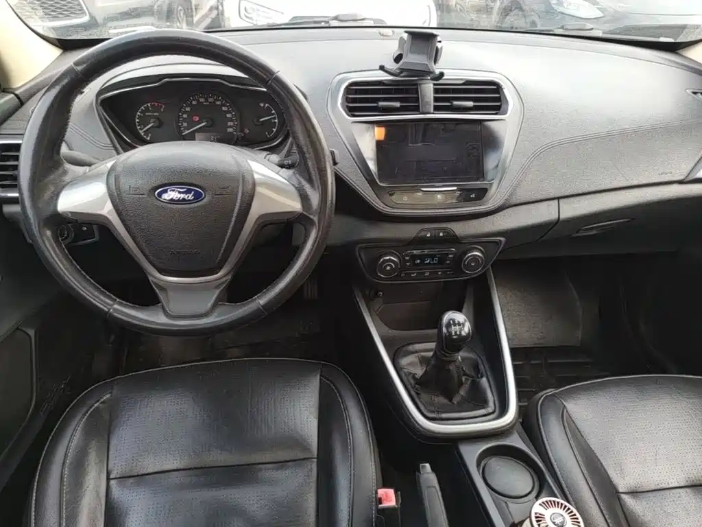 Ford Escort — миниатюра 10