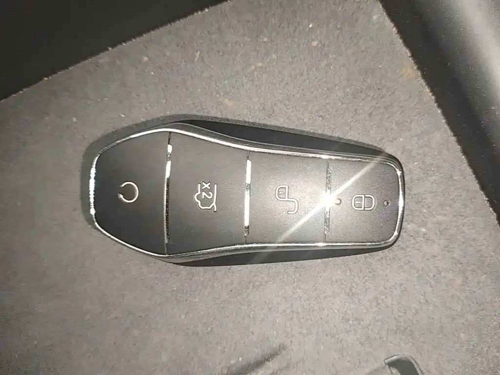 BYD Seal — миниатюра 9