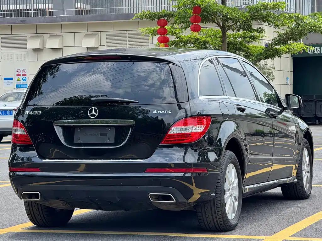 Mercedes-Benz R 2017 R 320 4MATIC