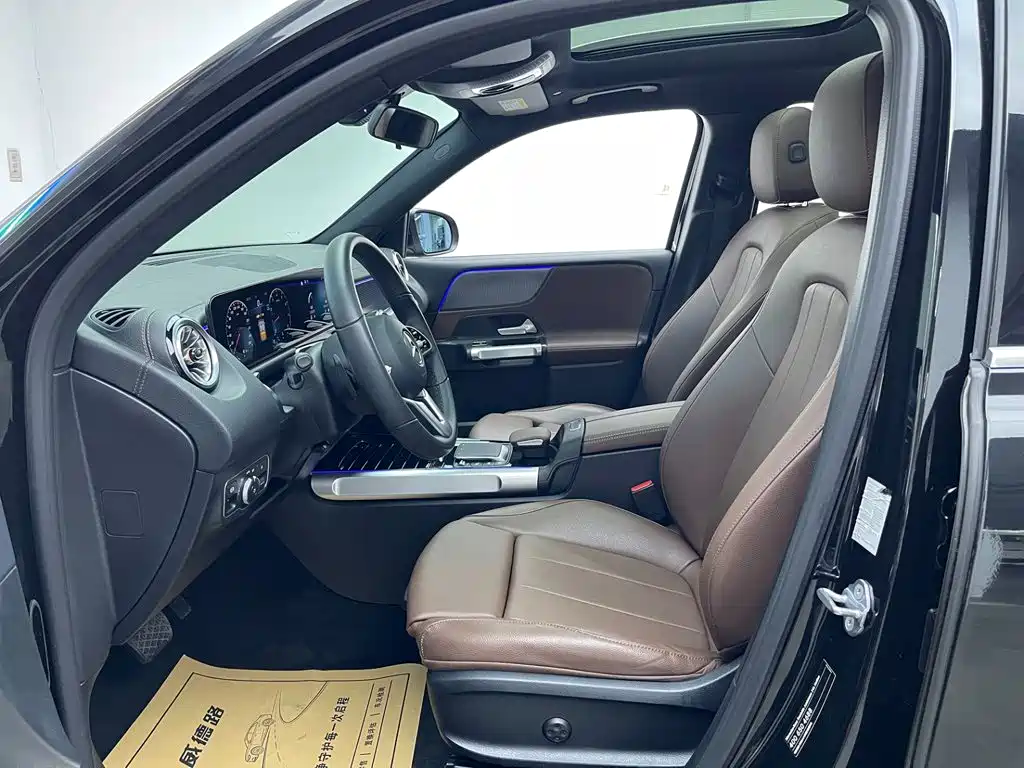 Mercedes-Benz GLB — миниатюра 14