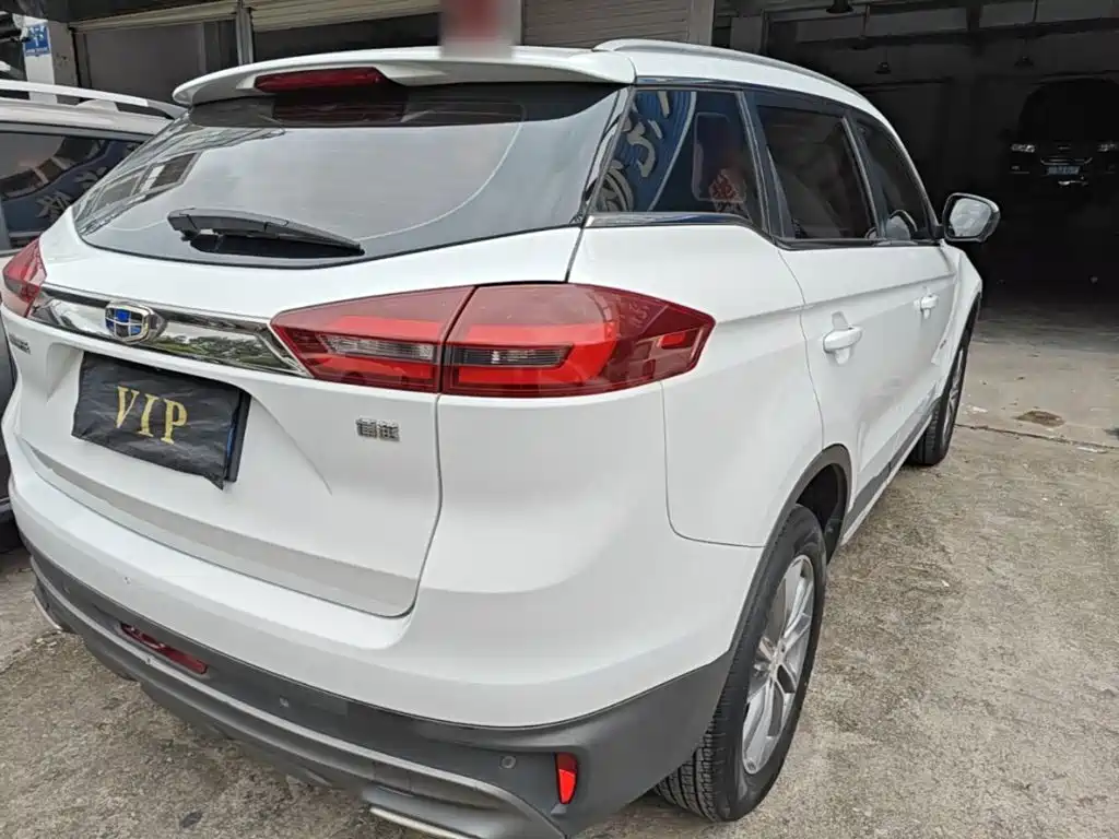 Geely Boyue — миниатюра 8