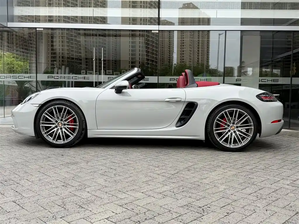 Porsche 718 2022 Boxster 2.0T