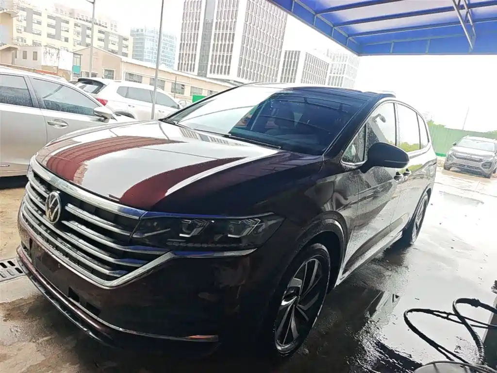 Volkswagen Viloran 2025