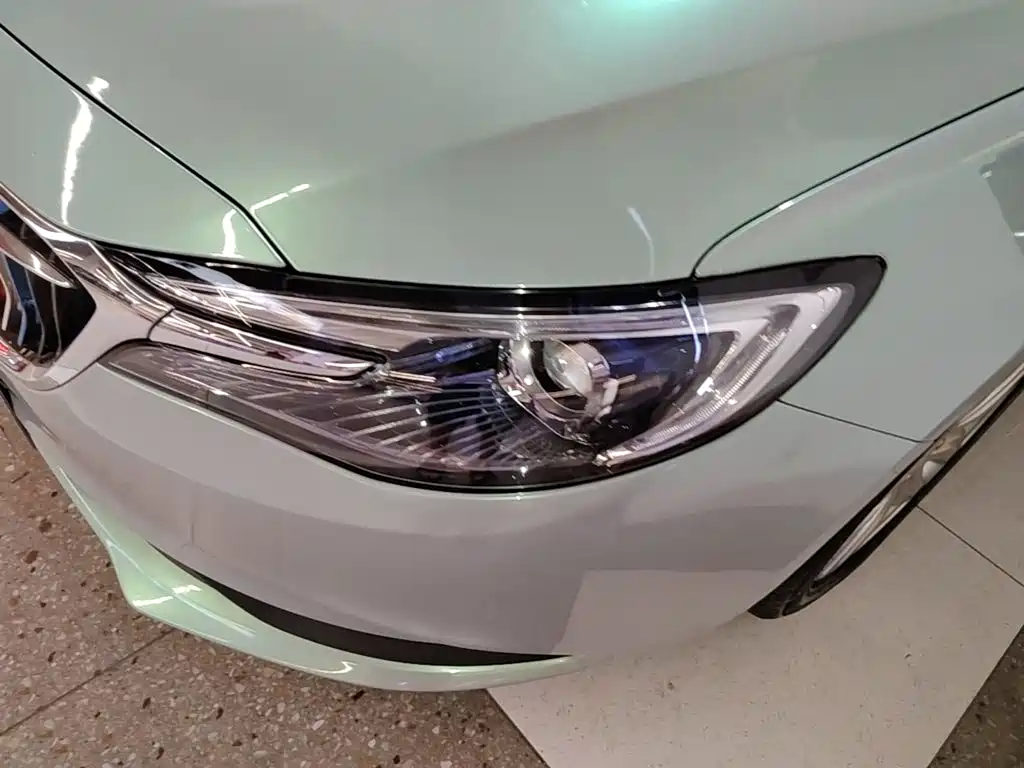 Buick Excelle — миниатюра 24