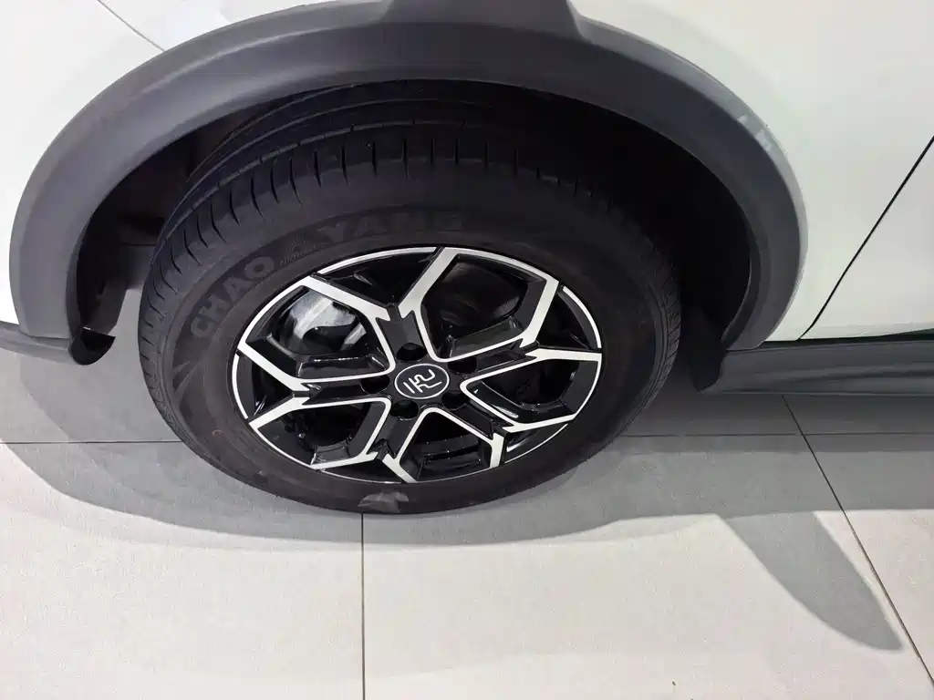 BYD Yuan Pro — миниатюра 4