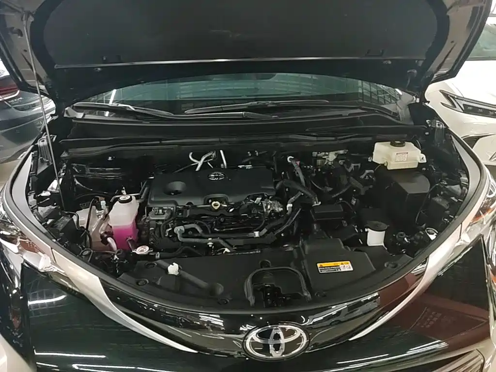 Toyota Sienna — миниатюра 20