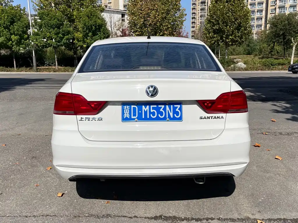 Volkswagen Santana — миниатюра 8