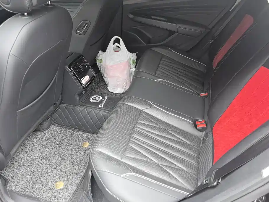Volkswagen Passat — миниатюра 11
