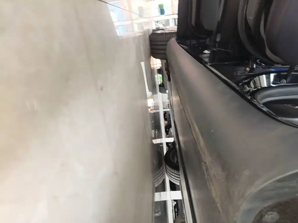 Tesla Model Y — миниатюра 22