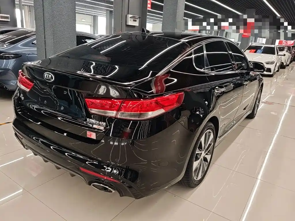 Kia K5 — миниатюра 7