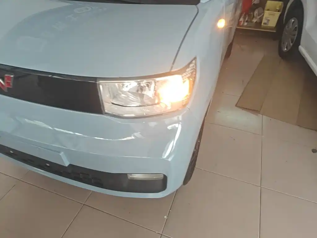 Wuling MINIEV — миниатюра 24