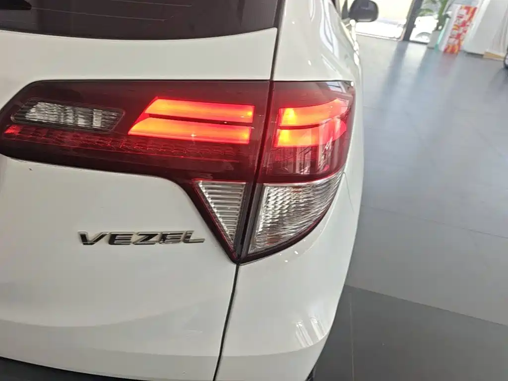 Honda Vezel — миниатюра 8