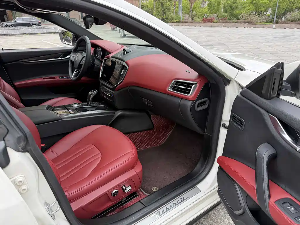 Maserati Ghibli 2021 2.0T