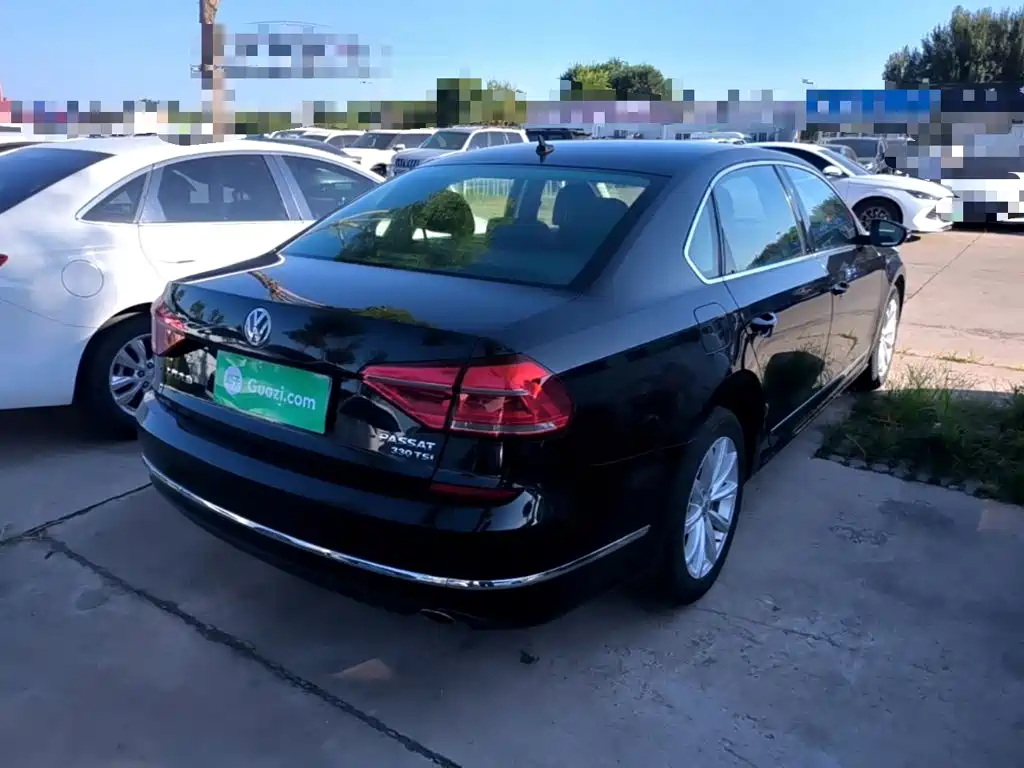Volkswagen Passat — миниатюра 7