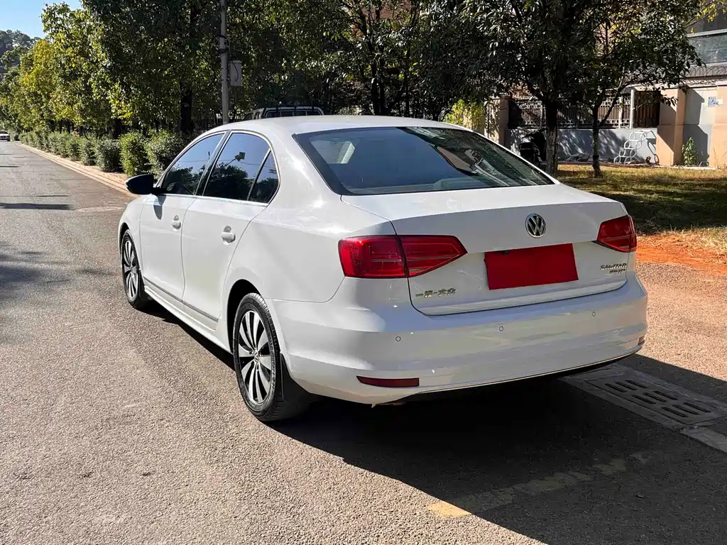 Volkswagen Sagitar — миниатюра 6