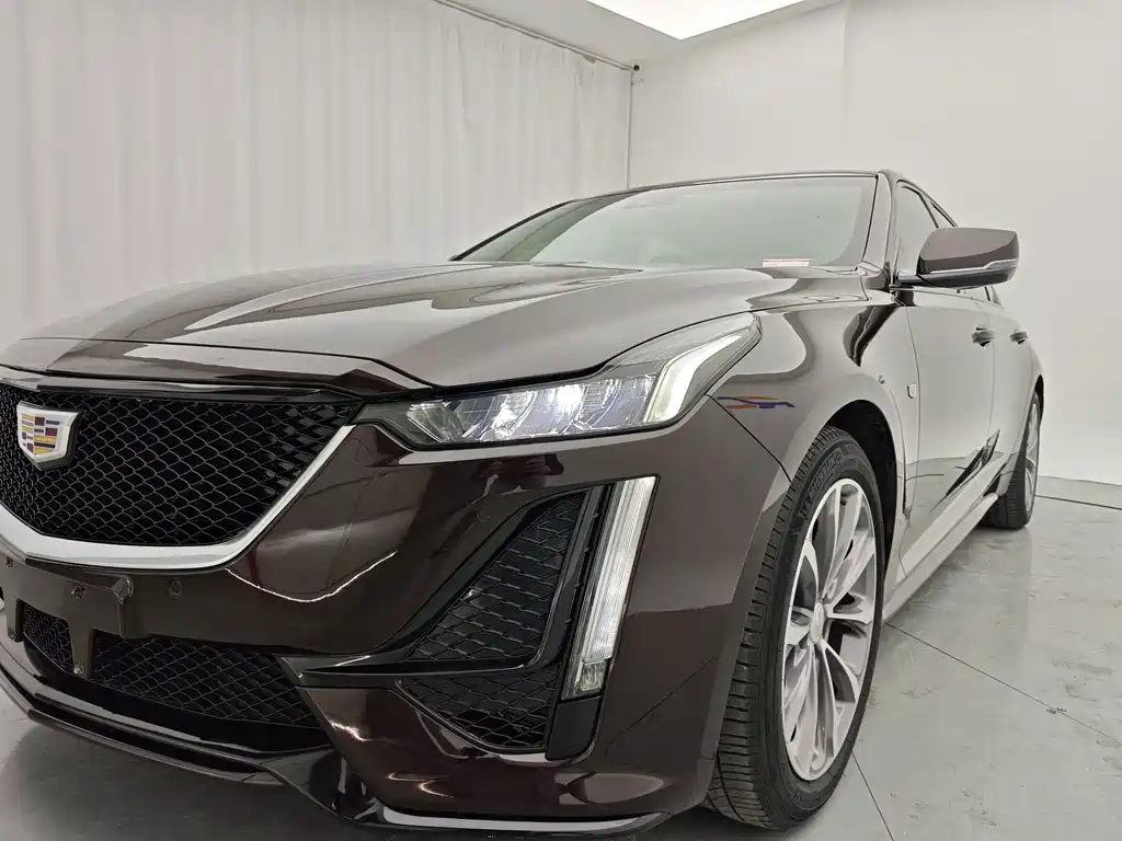 Cadillac CT5 — миниатюра 4