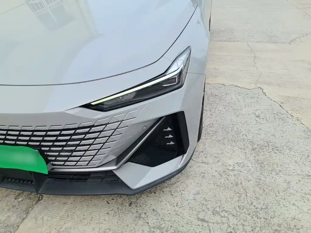 Changan UNI-V — миниатюра 24