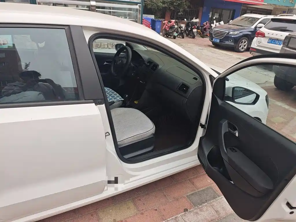 Volkswagen Polo — миниатюра 19