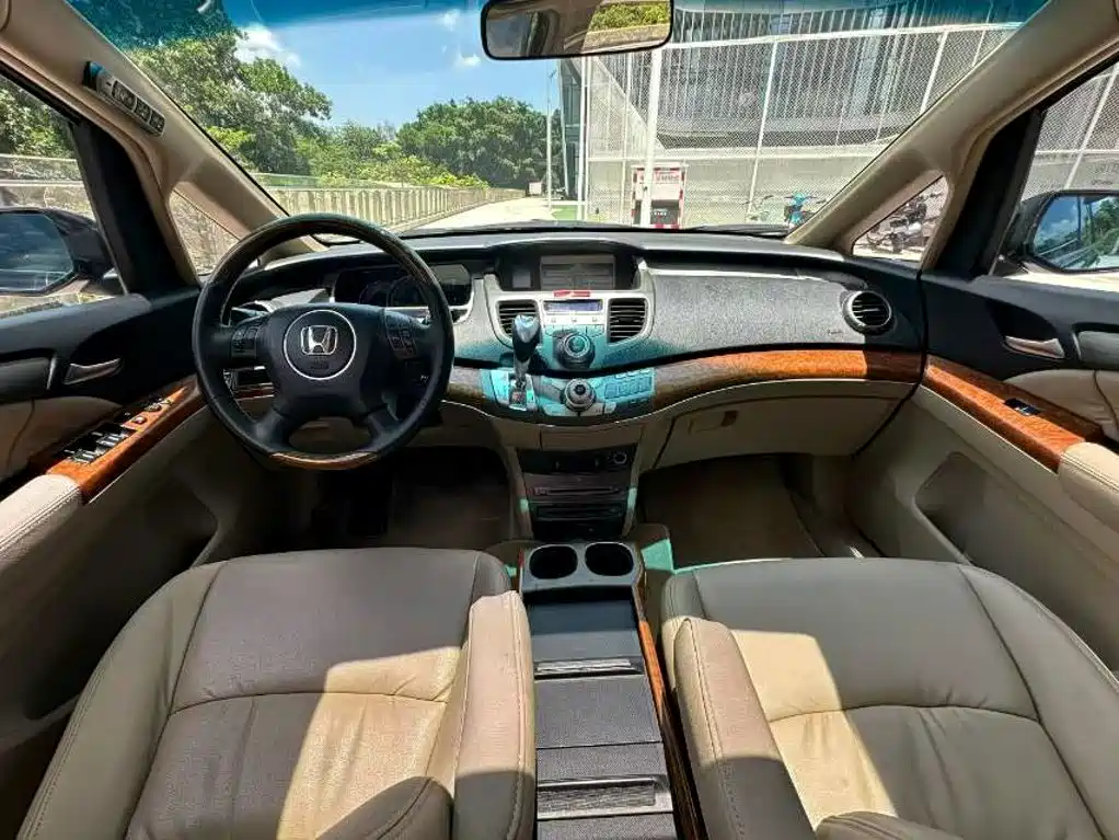 Honda Odyssey — миниатюра 6