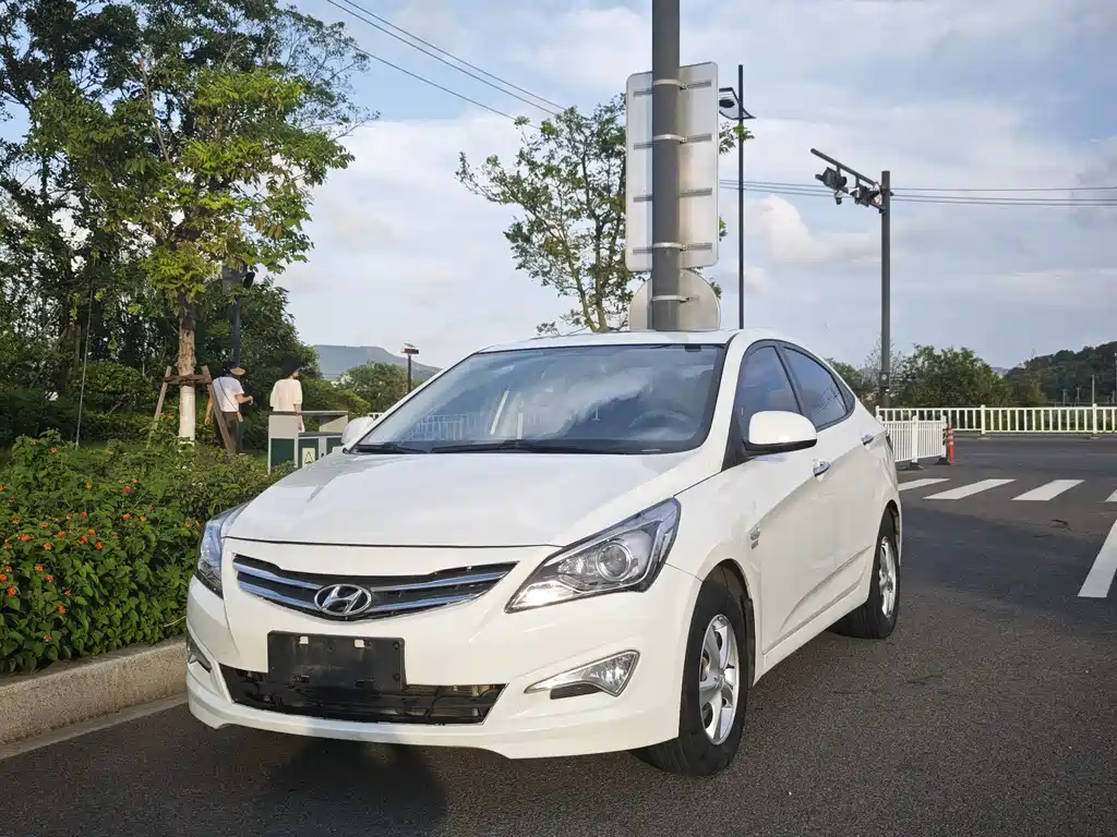 Hyundai Verna