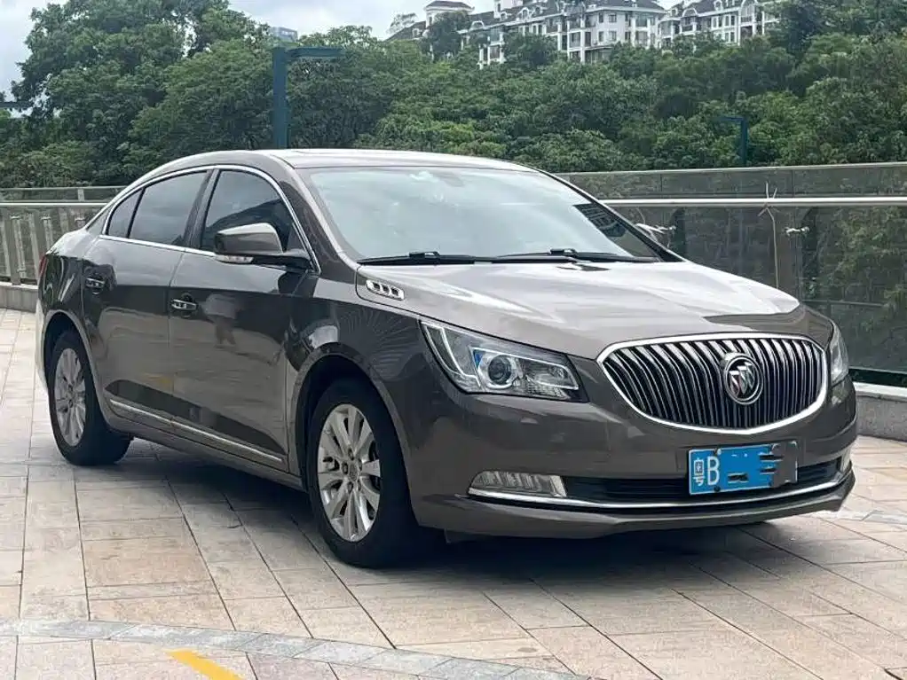 Buick LaCrosse — миниатюра 3