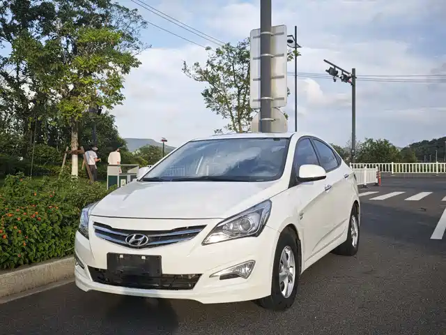 Hyundai Verna
