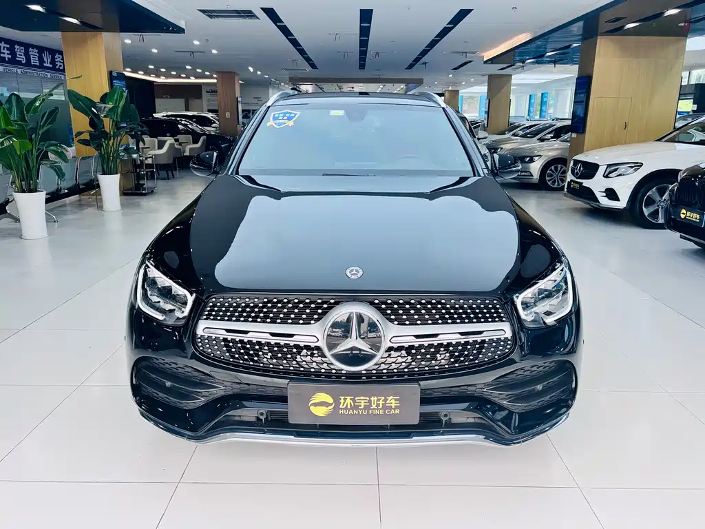 MERCEDES-BENZ GLC