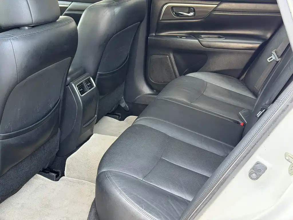 Nissan Teana — миниатюра 9