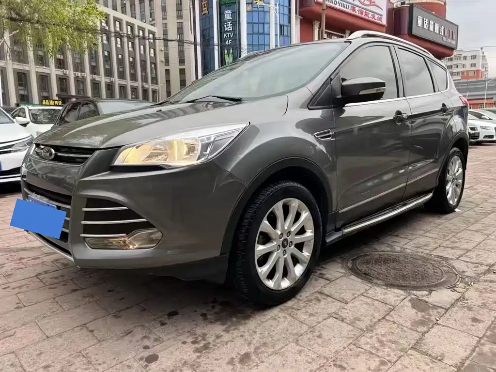 Ford Kuga 2013