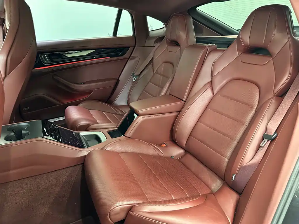 Porsche Panamera — миниатюра 24