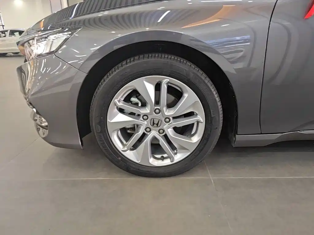 Honda Accord — миниатюра 23