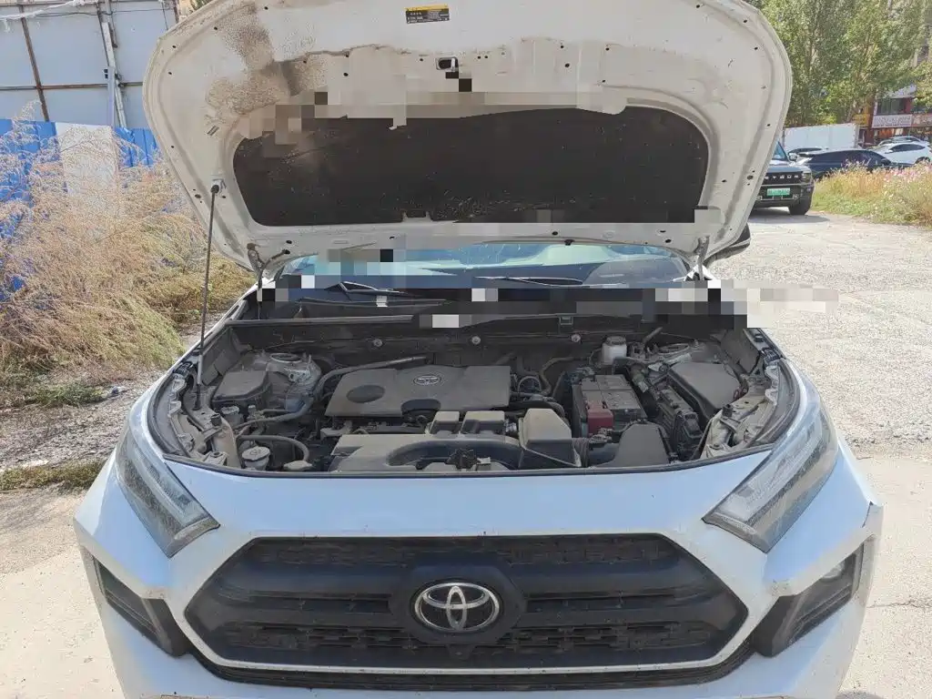 Toyota RAV4 — миниатюра 16
