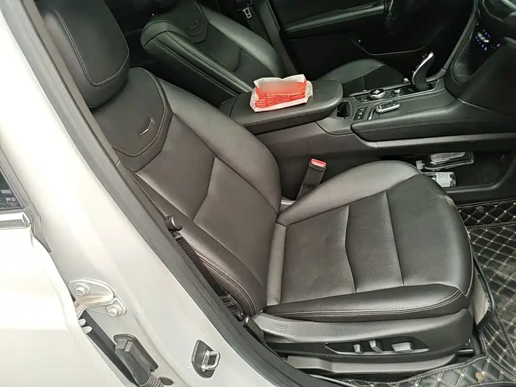Cadillac XT5 — миниатюра 25