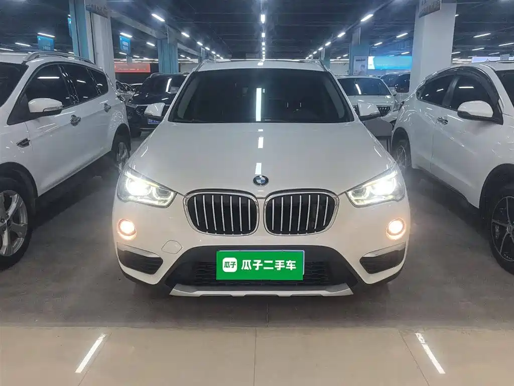 BMW  X1