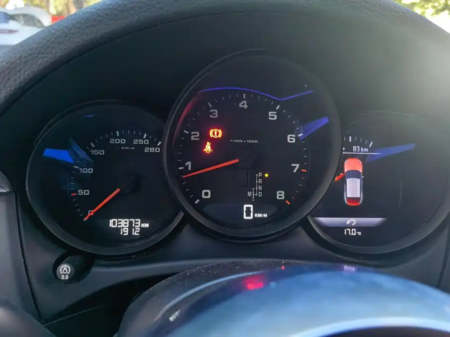 Porsche Macan — миниатюра 14