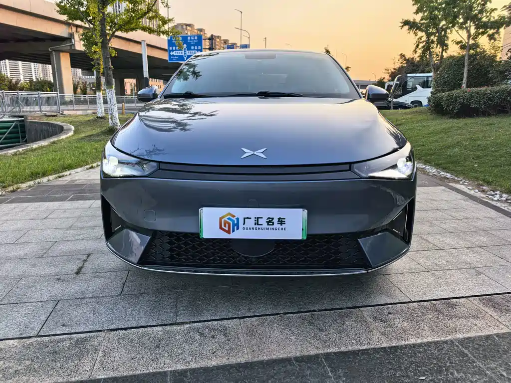 XPeng P5 — миниатюра 2