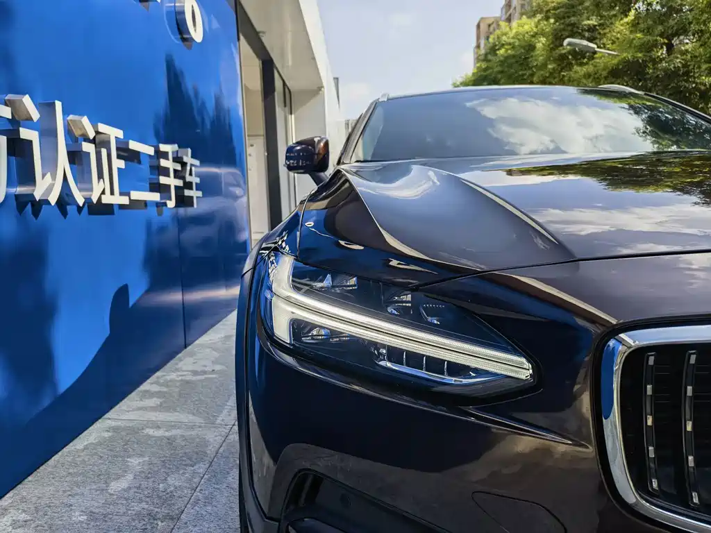 Volvo V90 — миниатюра 3