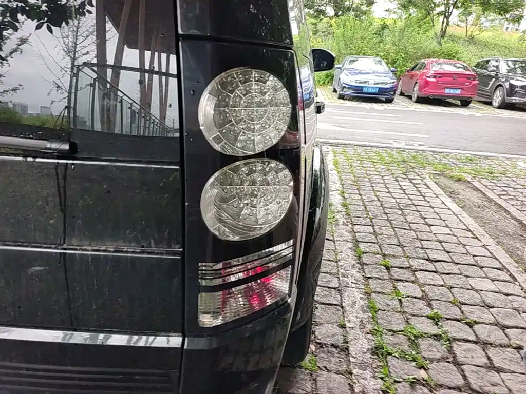 Land Rover Discovery 2016 3.0 SC HSE