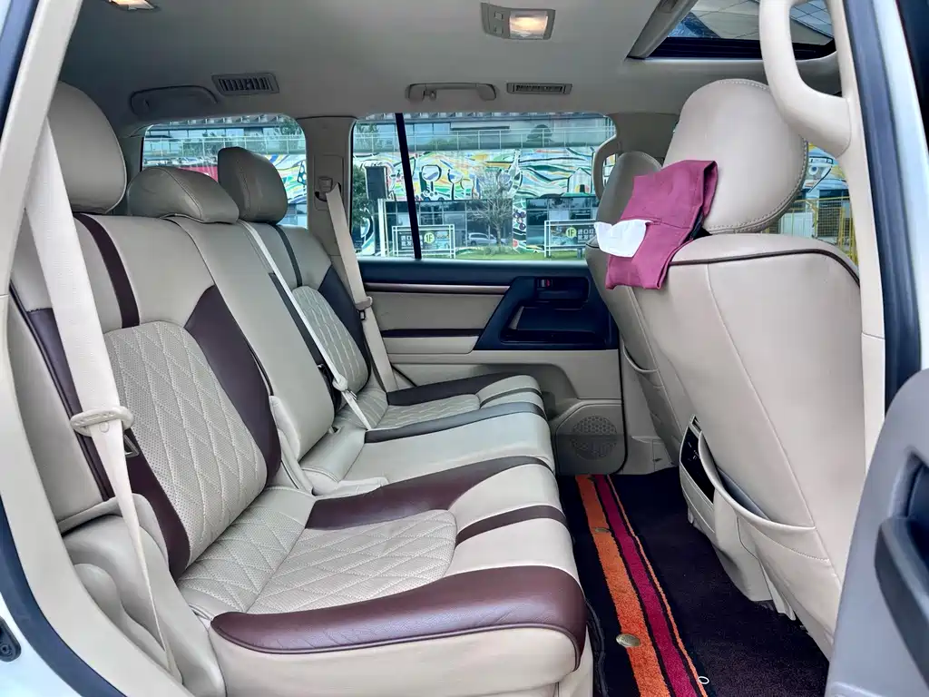Toyota Land Cruiser — миниатюра 11