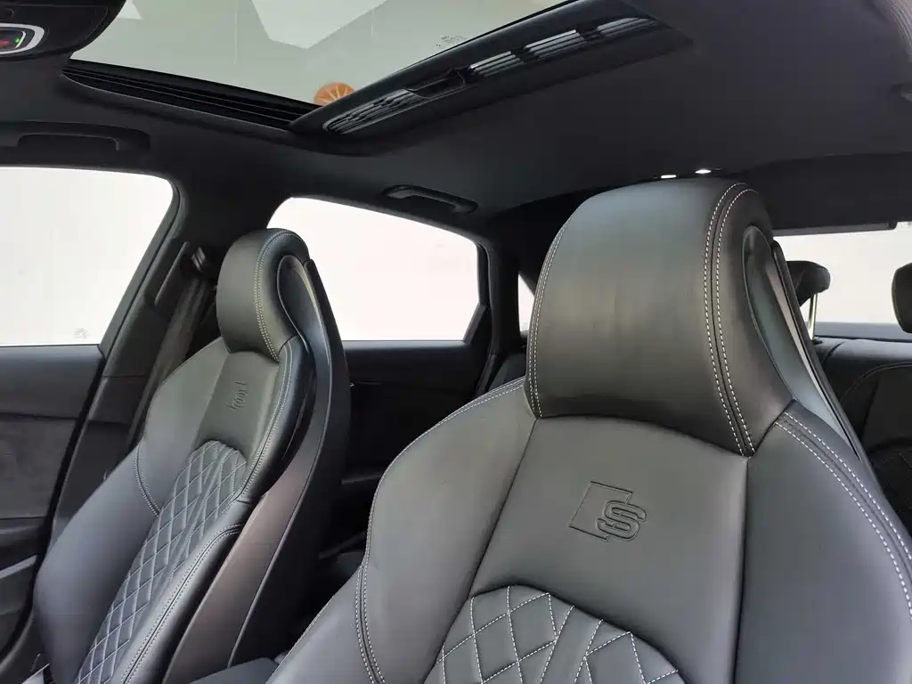 Audi S4 — миниатюра 7