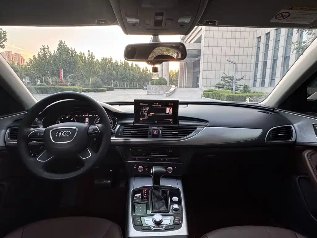 Audi A6L — миниатюра 9
