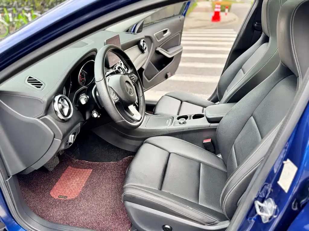 Mercedes-Benz GLA — миниатюра 8